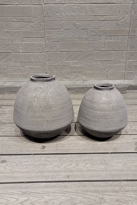 কেনা ৫-৬ বছর জীবনকাল, শক্তিশালী মাটি দিয়ে তৈরি প্ল্যান্টার, টেকসই এবং আবহাওয়ারোধী, ফাইবার ক্লে উপাদান দিয়ে তৈরি online manufacture