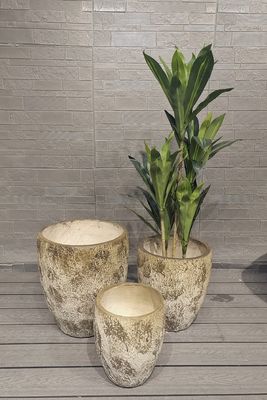 লম্বা মাটির রঙের গোলাকার ফাইবার ক্লে হালকা ওজনের টেকসই রুফটপ গার্ডেন পট